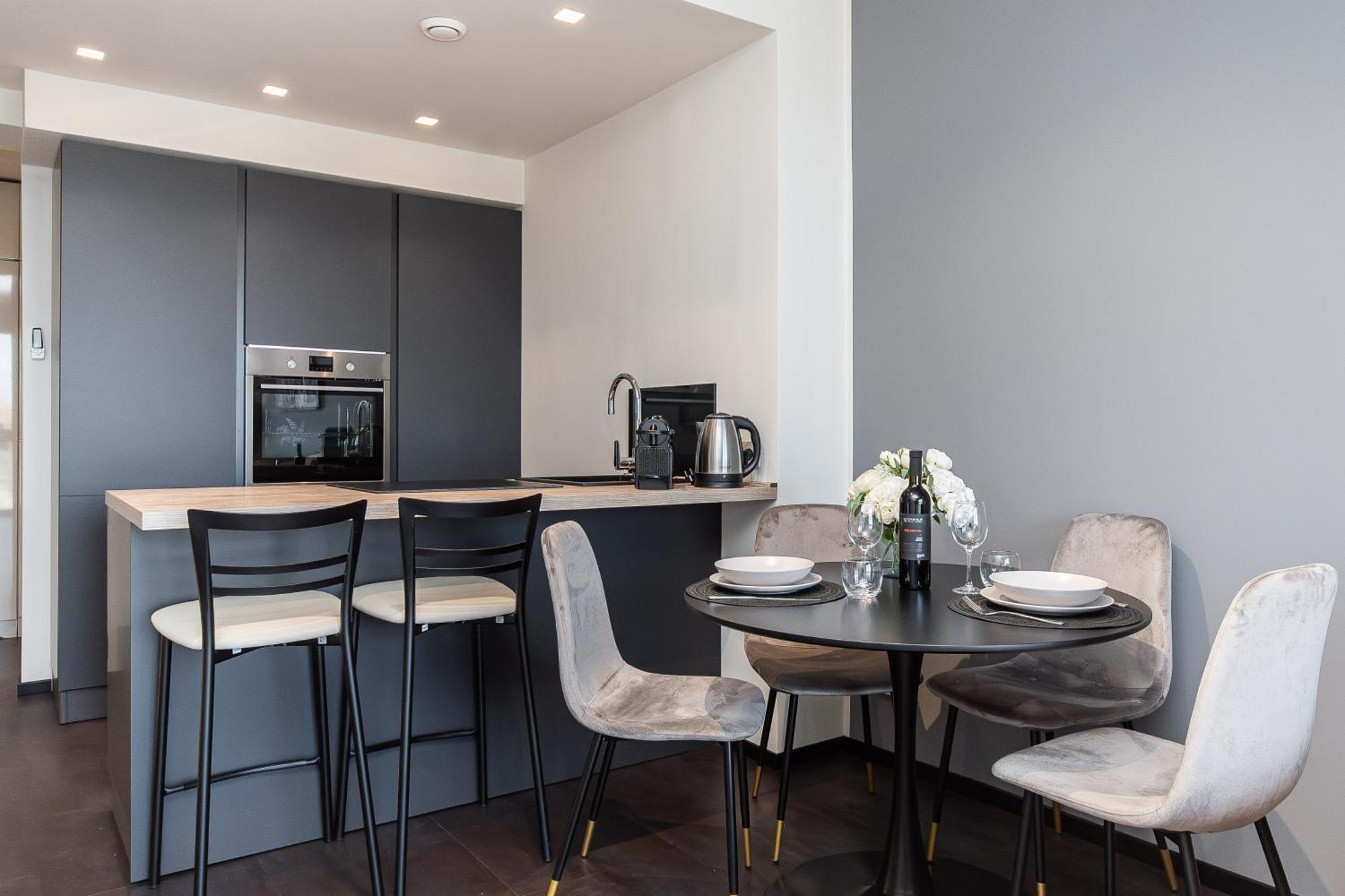 Free Parking In Luxury Suite With City View - Steps To Brignole Train Station Генуа Екстериор снимка