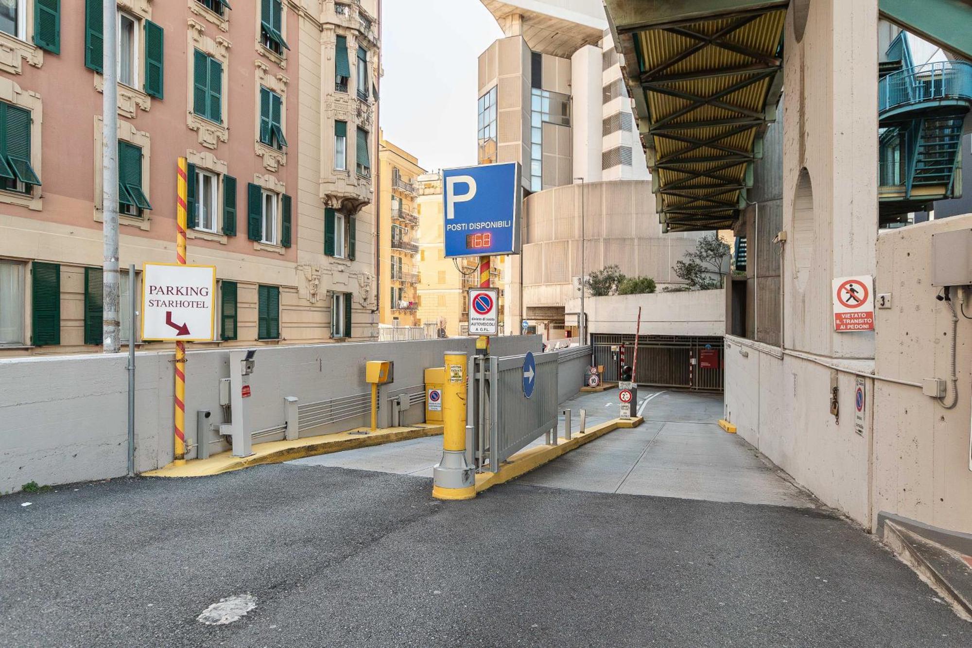 Free Parking In Luxury Suite With City View - Steps To Brignole Train Station Генуа Екстериор снимка